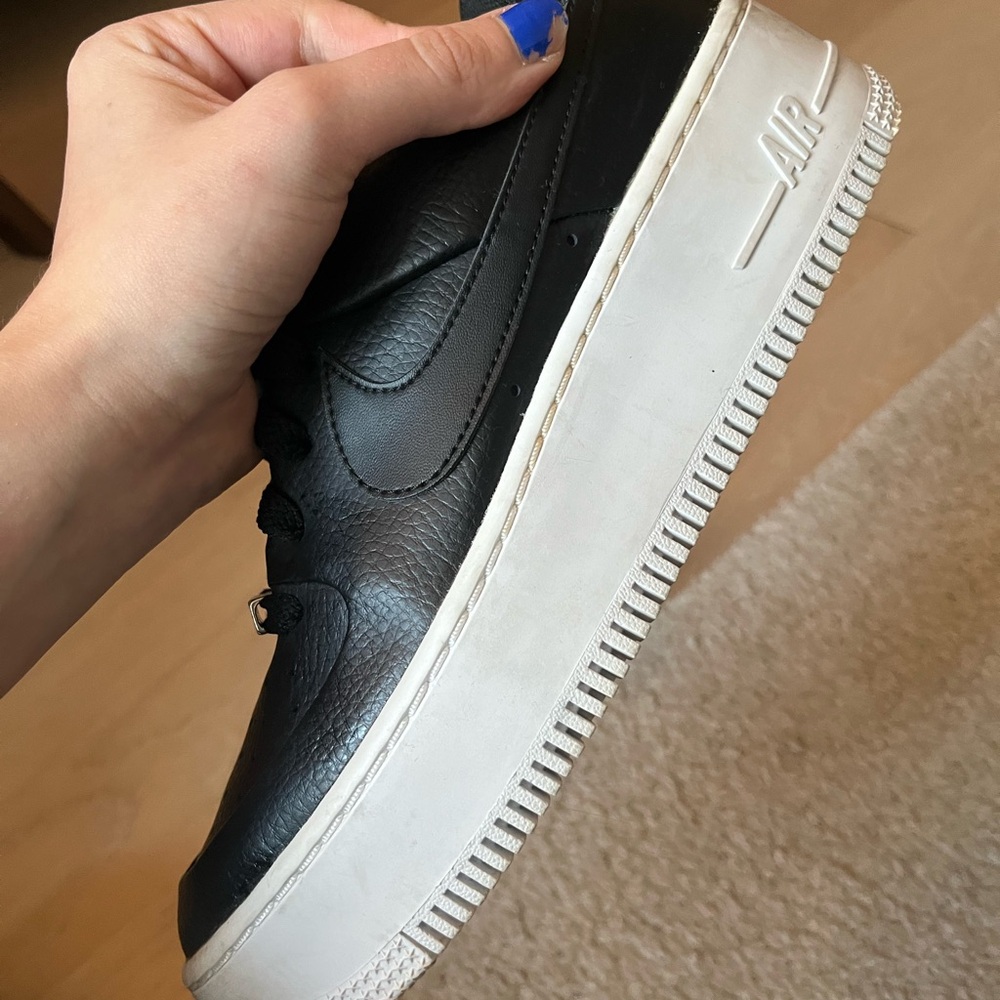 Women’s Nike AF1 Sneakers - Picture 5 of 5